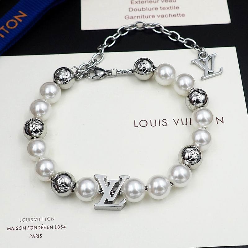 LV Bracelets 257